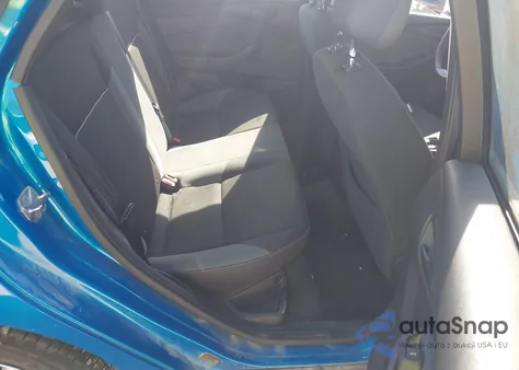 2012 Ford Focus Se z USA, uszkodzony, nr VIN 1FAHP3F20CL214648